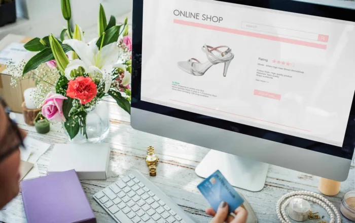 Optimizing E-Commerce Sites for Higher Sales in Competitive Markets